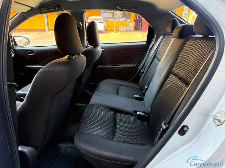 3D Multimarcas | Etios 1.5 XS SEDAN 16V 18/18 - foto 7
