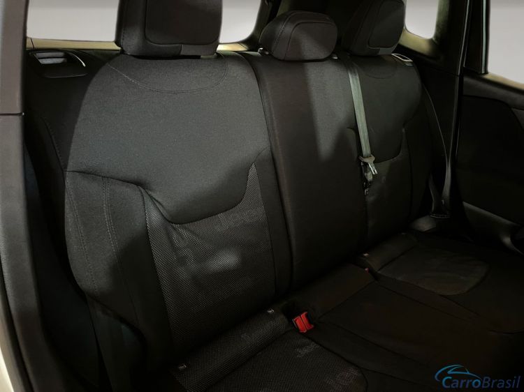 GL Veículos | Renegade 16/16 - foto 8