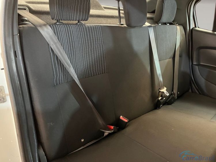 GL Veículos | Logan 20/21 - foto 8
