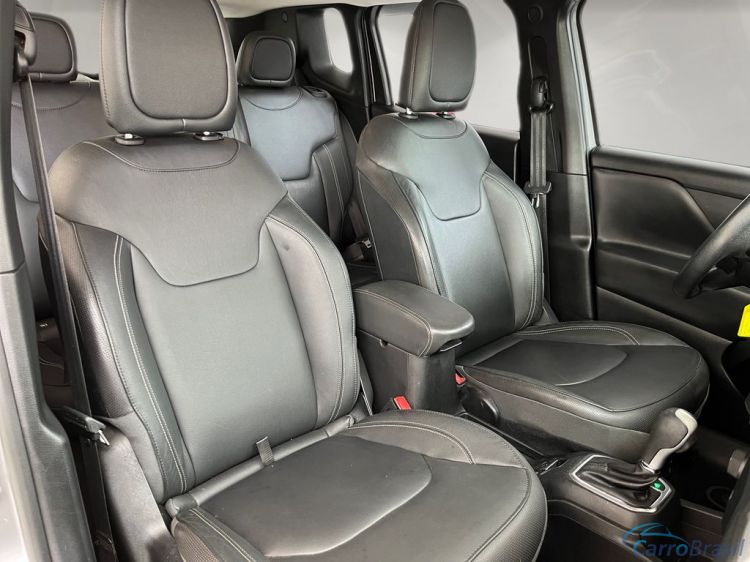 GL Veículos | Renegade 19/19 - foto 7