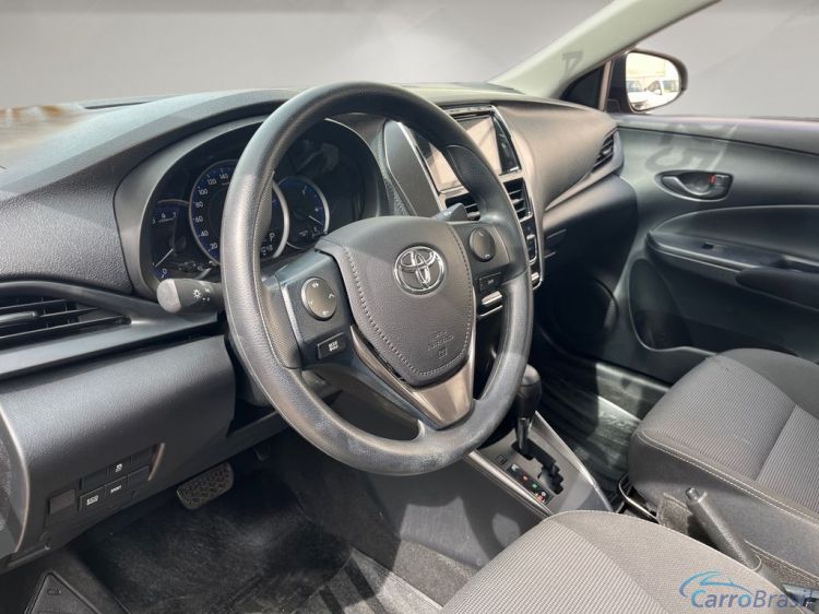 GL Veículos | Yaris 24/25 - foto 10