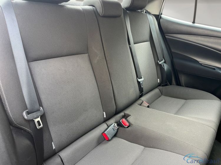 GL Veículos | Yaris 24/25 - foto 8