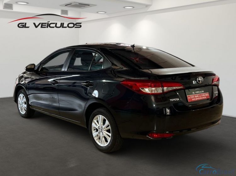 GL Veículos | Yaris 19/19 - foto 4