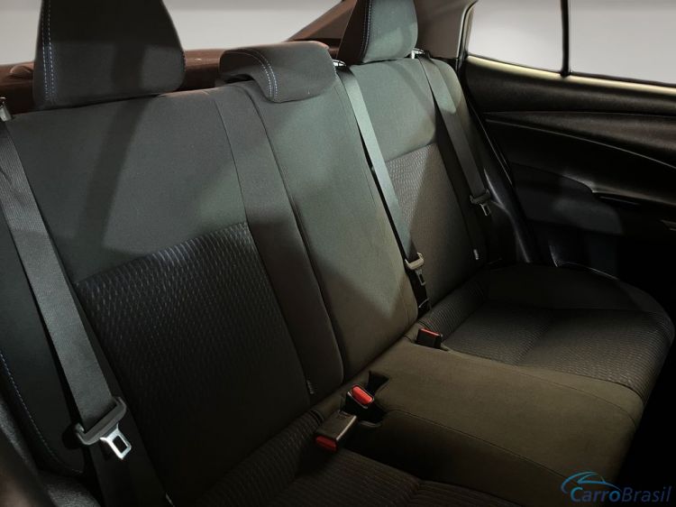 GL Veículos | Yaris 19/19 - foto 8