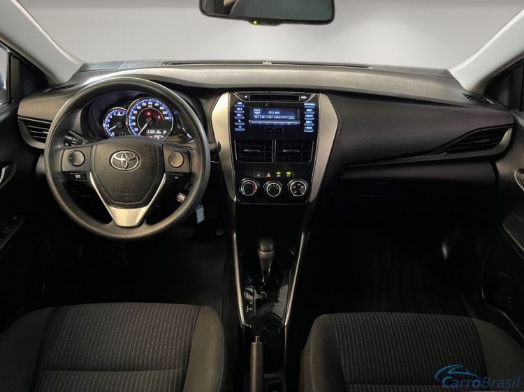 GL Veículos | Yaris 19/19 - foto 9