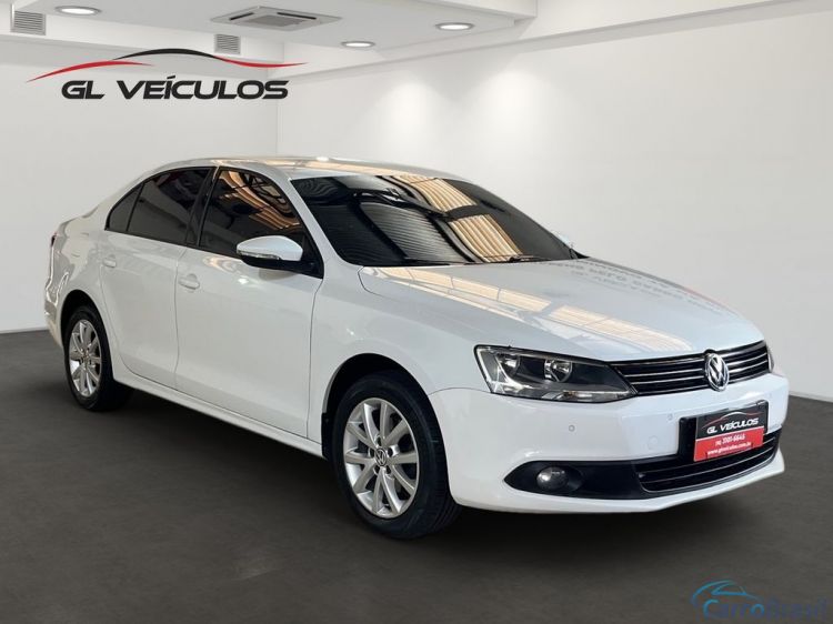 GL Veículos | Jetta 14/14 - foto 2