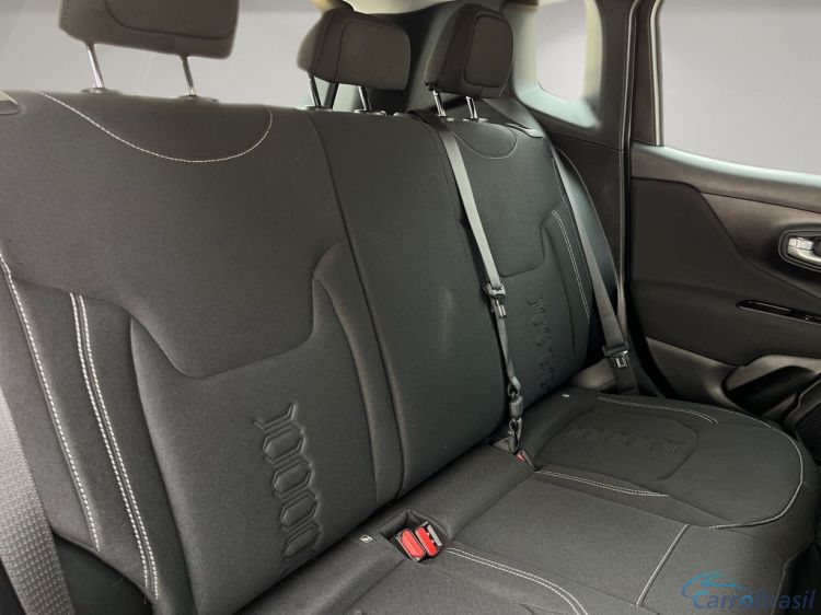 GL Veículos | Renegade 24/25 - foto 7