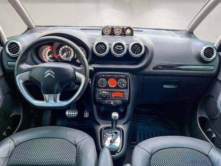 GL Veículos | Air Cross 14/15 - foto 9