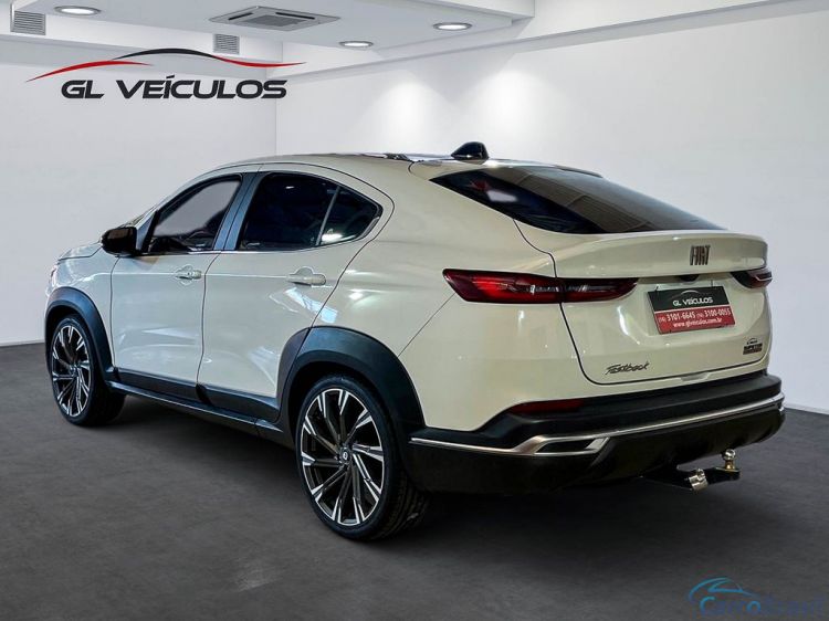 GL Veículos | Fastback 22/23 - foto 4
