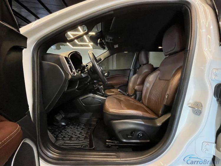 Batatais Veículos | Toro Fiat Toro Ranch 2.0 16V 4x4 TB Diesel Aut. - Branco - 2023 23/23 - foto 6