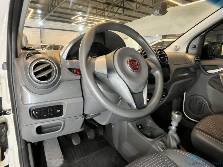 Batatais Veículos | Palio Fiat Palio ATTRA./ITÁLIA 1.4 EVO F.Flex 8V 5p - Branco - 2013 12/13 - foto 9