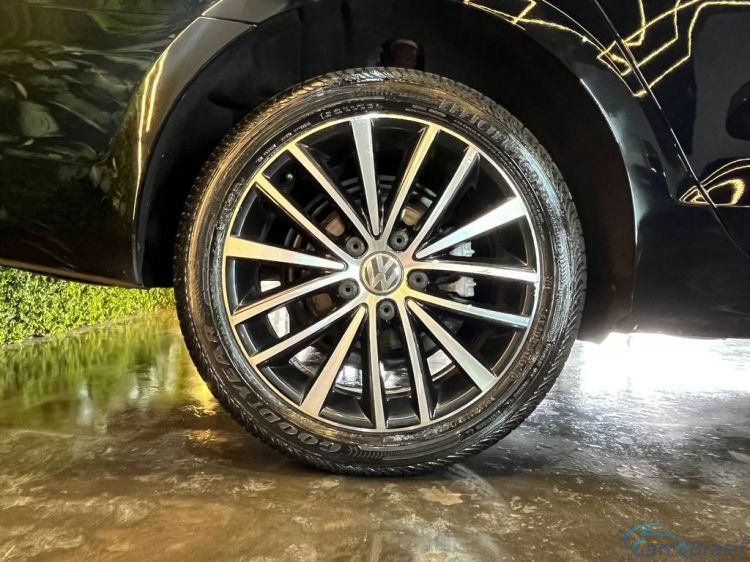 Batatais Veículos | Jetta VolksWagen JETTA Highline 2.0 TSI 16V 4p Tiptronic - Preto - 2014 14/14 - foto 5