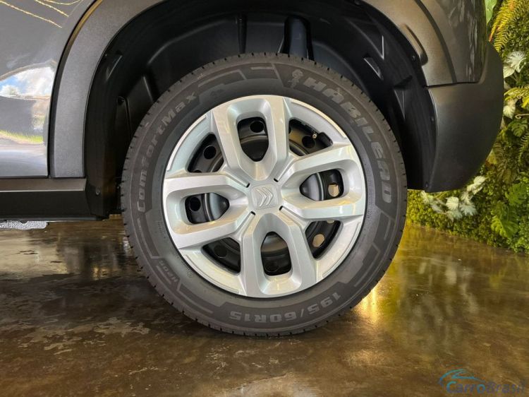 Batatais Veículos | C3 Citroën C3 Live Pack 1.0 Flex 6V 5p Mec. - Cinza - 2024 23/24 - foto 5