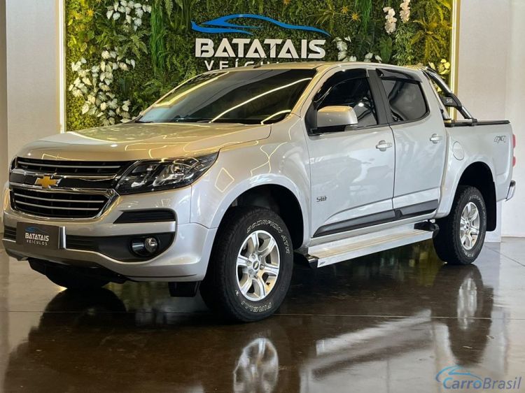 Batatais Veículos | S-10 Chevrolet S10 Pick-Up LT 2.5 Flex 4x4 CD Aut. - Prata - 2019 18/19 - foto 1