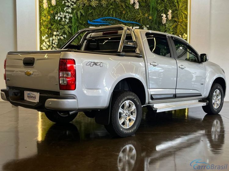 Batatais Veículos | S-10 Chevrolet S10 Pick-Up LT 2.5 Flex 4x4 CD Aut. - Prata - 2019 18/19 - foto 4