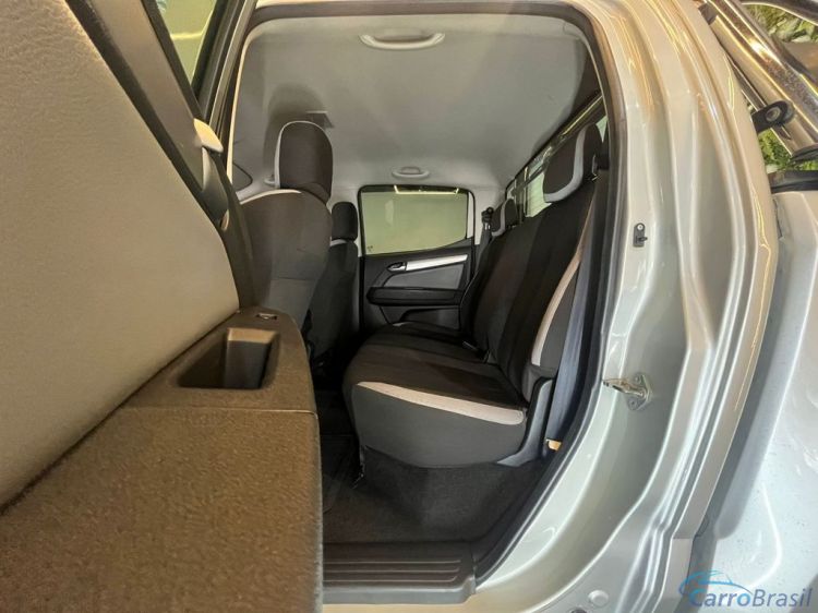 Batatais Veículos | S-10 Chevrolet S10 Pick-Up LT 2.5 Flex 4x4 CD Aut. - Prata - 2019 18/19 - foto 9