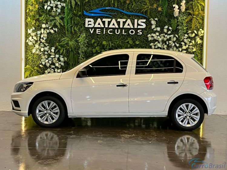 Batatais Veículos | Gol VolksWagen Gol 1.0 Flex 12V 5p - Branco - 2023 22/23 - foto 3