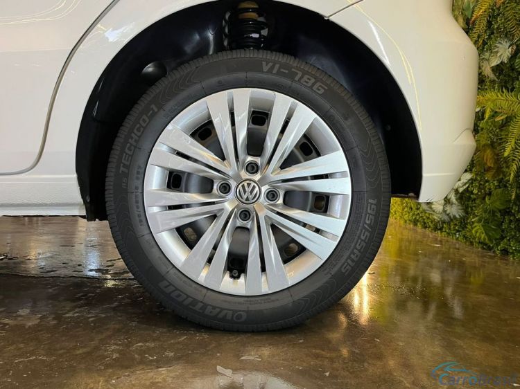 Batatais Veículos | Gol VolksWagen Gol 1.0 Flex 12V 5p - Branco - 2023 22/23 - foto 7