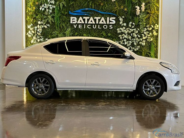 Batatais Veículos | Versa Nissan VERSA SV 1.6 16V FlexStart 4p Mec. - Branco - 2020 19/20 - foto 3