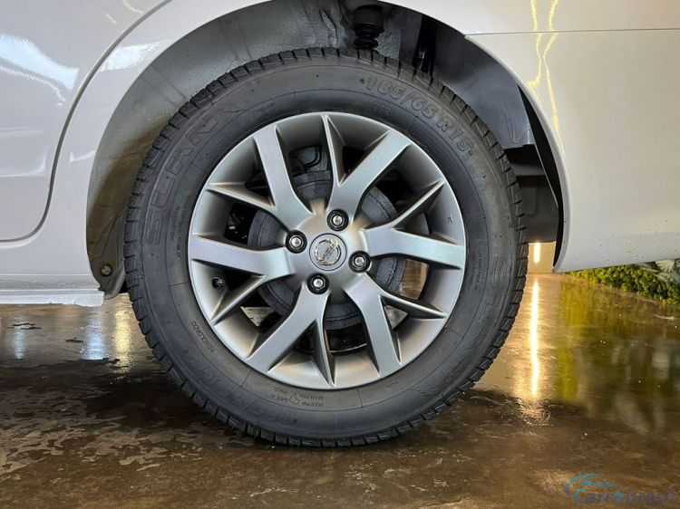 Batatais Veículos | Versa Nissan VERSA SV 1.6 16V FlexStart 4p Mec. - Branco - 2020 19/20 - foto 7