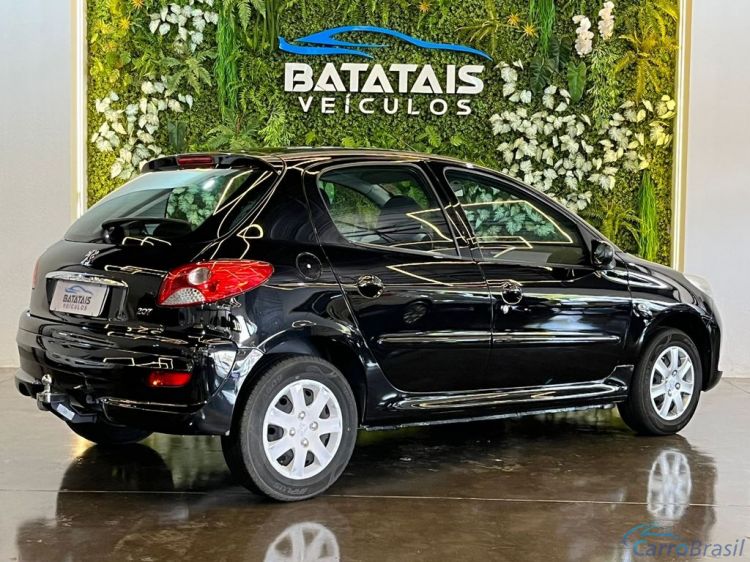 Batatais Veículos | 207 Peugeot 207 XR 1.4 Flex 8V 5p - Preto - 2013 12/13 - foto 2