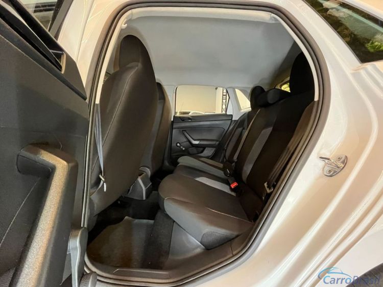Batatais Veículos | Polo Hatch VolksWagen Polo 1.0 MPI Flex 12V 5p - Branco - 2024 23/24 - foto 9