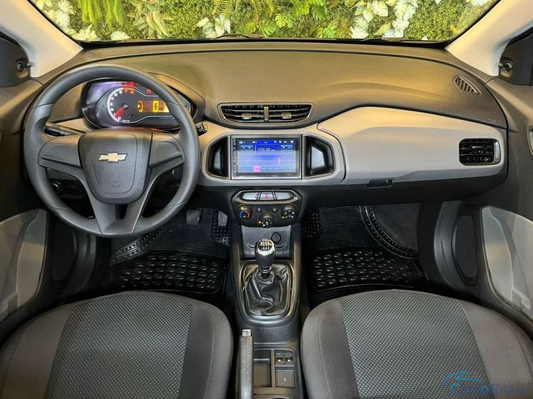Batatais Veículos | Onix Chevrolet ONIX HATCH Joy 1.0 8V Flex 5p Mec. - Cinza - 2017 16/17 - foto 8