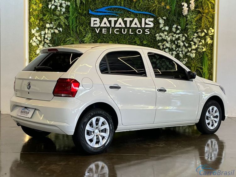 Batatais Veículos | Gol VolksWagen Gol 1.0 Flex 12V 5p - Branco - 2023 22/23 - foto 4