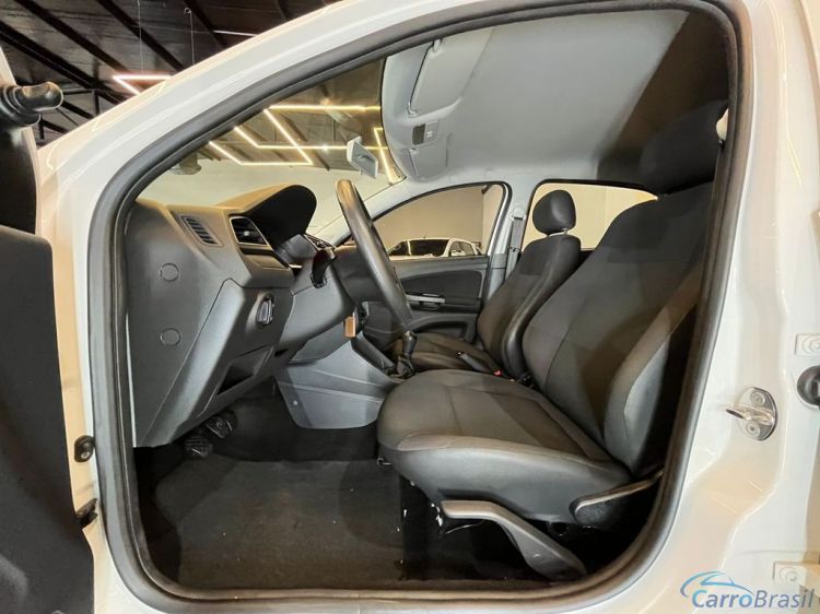 Batatais Veículos | Gol VolksWagen Gol 1.0 Flex 12V 5p - Branco - 2023 22/23 - foto 8