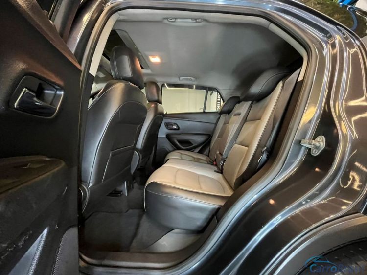 Batatais Veículos | Tracker Chevrolet TRACKER LTZ 1.8 16V Flex 4x2 Aut. - Cinza - 2014 13/14 - foto 7