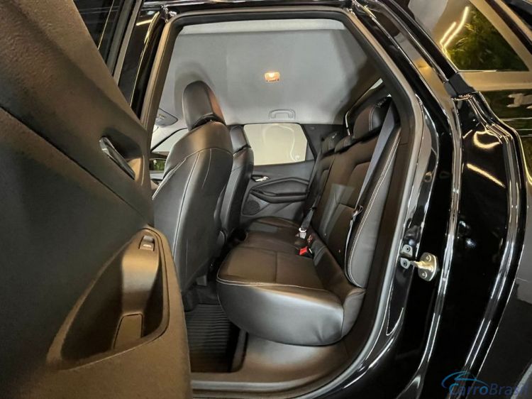 Batatais Veículos | Montana Chevrolet MONTANA PREMIER 1.2 Turbo Flex 12V Aut. - Preto - 2025 24/25 - foto 9
