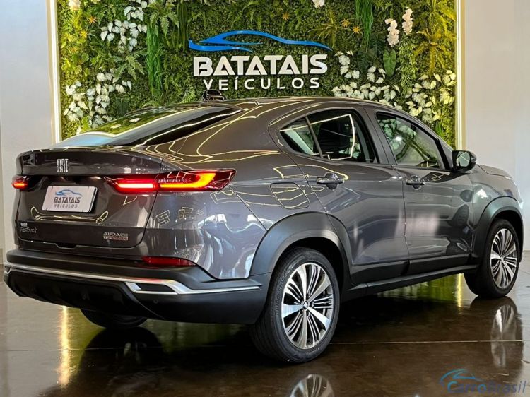 Batatais Veículos | Fastback Fiat Fastback Audace 1.0 200 T. Flex Aut - Cinza - 2025 24/25 - foto 4