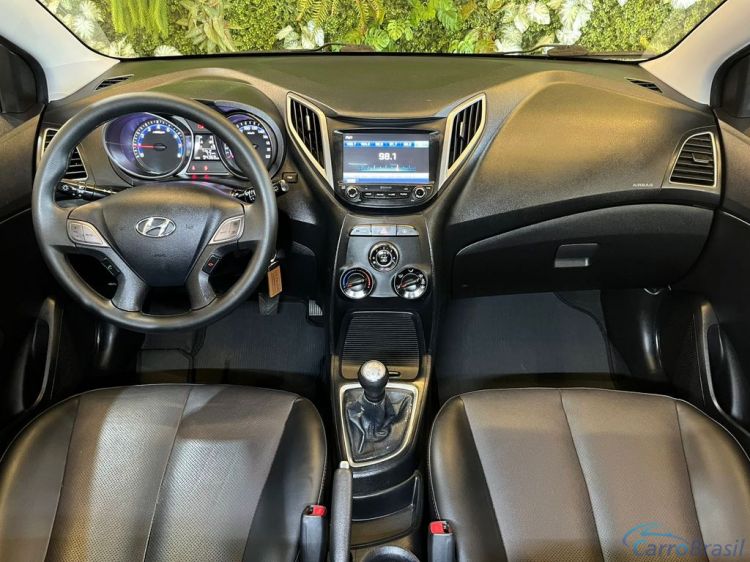 Batatais Veículos | HB 20 Hyundai HB20 Ocean 1.0 Flex 12V 5p Mec. - Branco - 2017 16/17 - foto 3