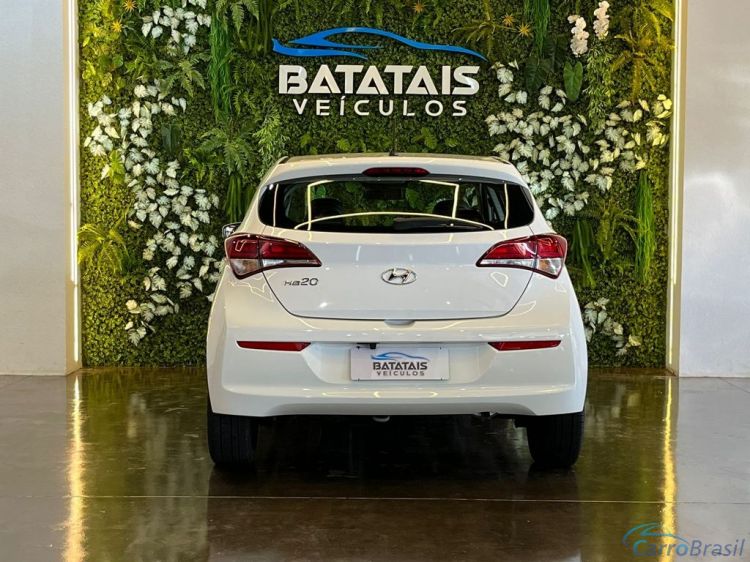 Batatais Veículos | HB 20 Hyundai HB20 Ocean 1.0 Flex 12V 5p Mec. - Branco - 2017 16/17 - foto 5