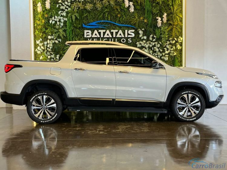 Batatais Veículos | Toro Fiat Toro Volcano 2.0 16V 4x4 TB Diesel Aut. - Branco - 2023 23/23 - foto 6