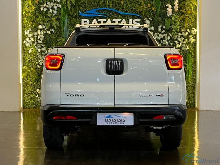 Batatais Veículos | Toro Fiat Toro Volcano 2.0 16V 4x4 TB Diesel Aut. - Branco - 2017 16/17 - foto 5