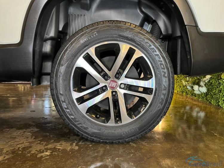 Batatais Veículos | Toro Fiat Toro Volcano 2.0 16V 4x4 TB Diesel Aut. - Branco - 2017 16/17 - foto 7