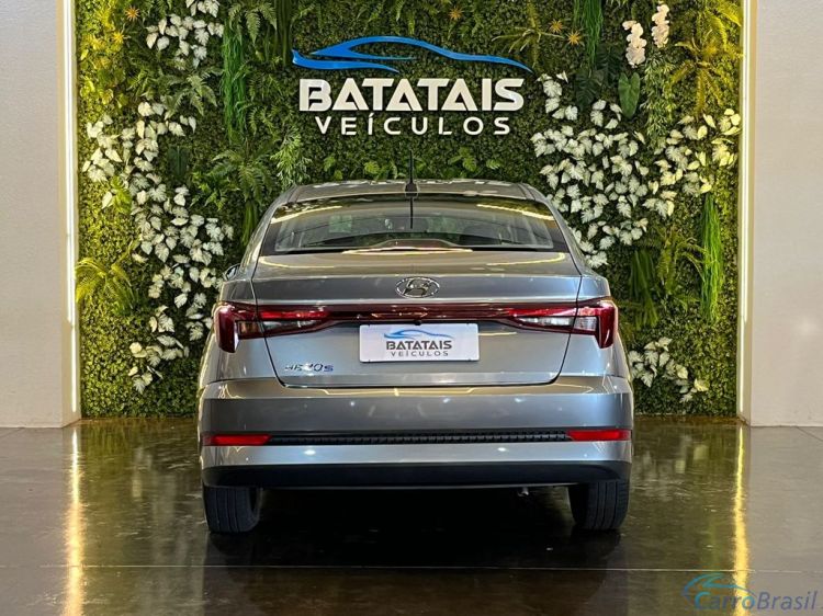 Batatais Veículos | HB 20 Sedan Hyundai HB20S Comfort Plus 1.0 Flex 12V Mec. - Cinza - 2025 24/25 - foto 3