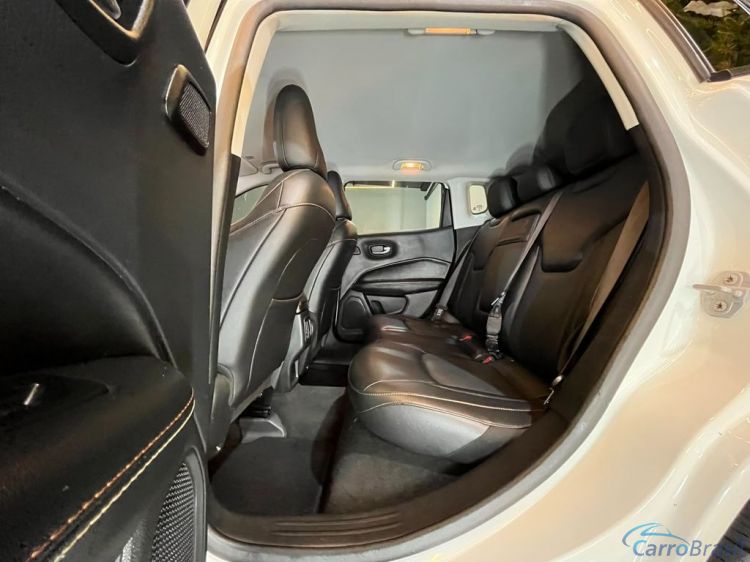 Batatais Veículos | Compass Jeep COMPASS LONGITUDE 2.0 4x2 Flex 16V Aut. - Branco - 2018 18/18 - foto 9