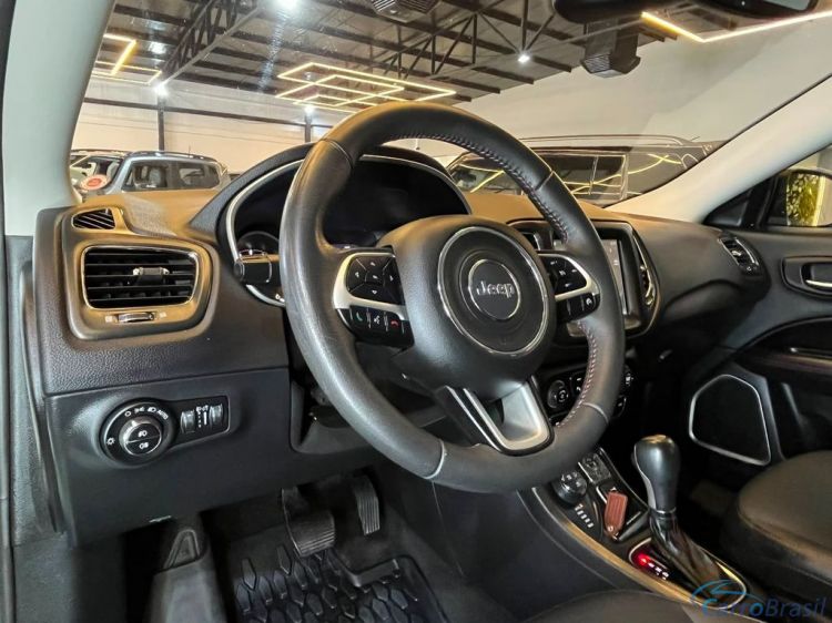 Batatais Veículos | Compass Jeep COMPASS TRAILHAWK 2.0 4x4 Dies. 16V Aut. - Branco - 2017 17/17 - foto 10