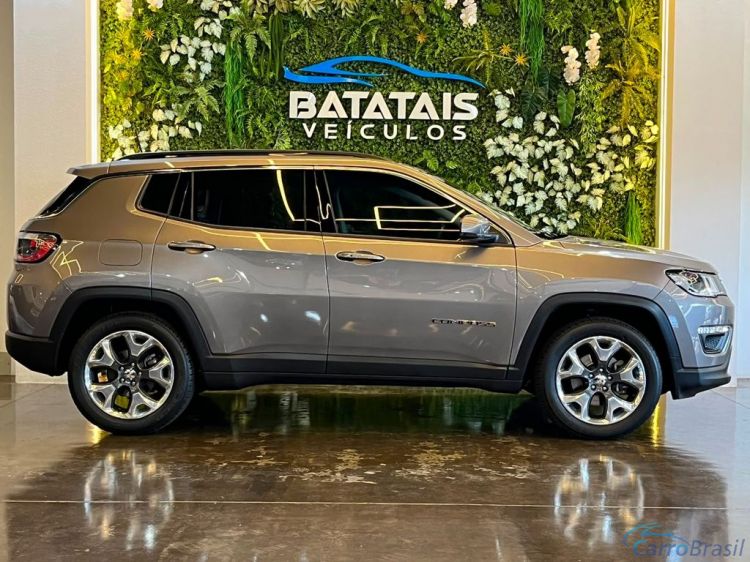 Batatais Veículos | Compass 19/19 - foto 6