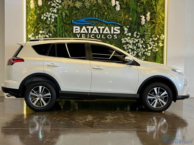 Batatais Veículos | RAV 17/18 - foto 6