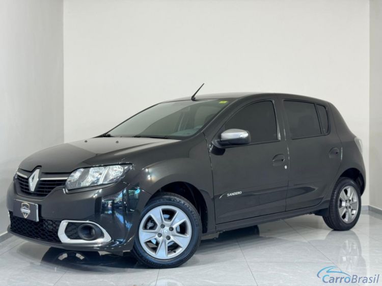 Edgiro Veículos | Sandero 17/17 - foto 2