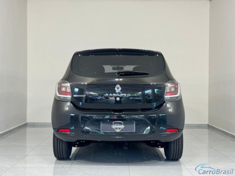 Edgiro Veículos | Sandero 17/17 - foto 6