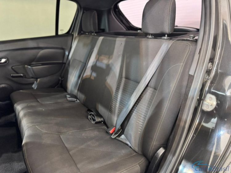 Edgiro Veículos | Sandero 17/17 - foto 9