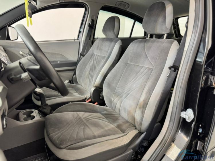 Edgiro Veículos | Agile 10/11 - foto 8