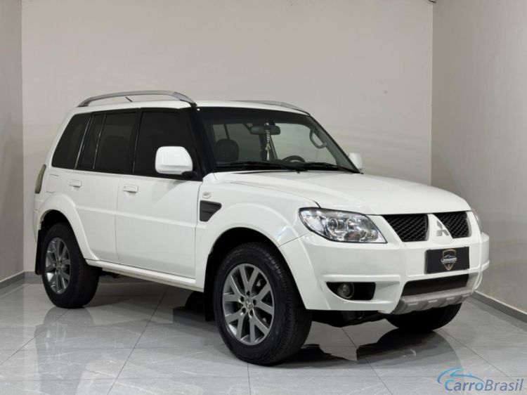 Edgiro Veículos | Pajero 13/14 - foto 4
