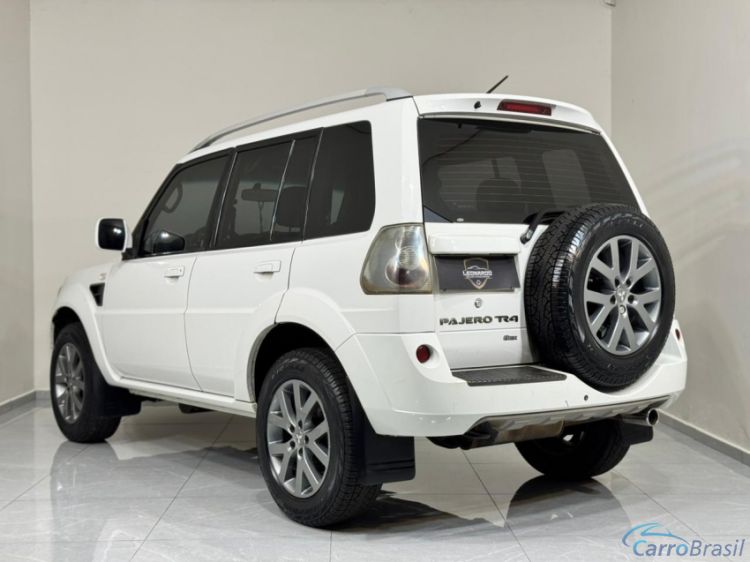 Edgiro Veículos | Pajero 13/14 - foto 5