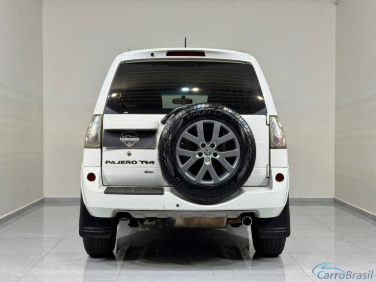 Edgiro Veículos | Pajero 13/14 - foto 6