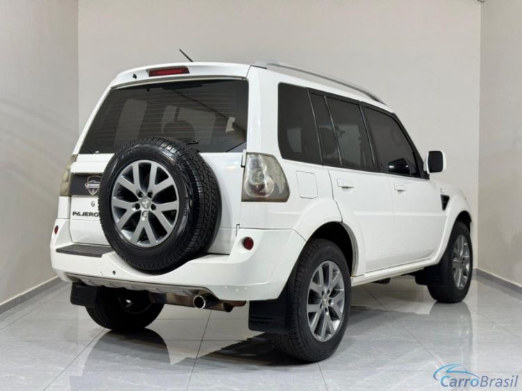 Edgiro Veículos | Pajero 13/14 - foto 7